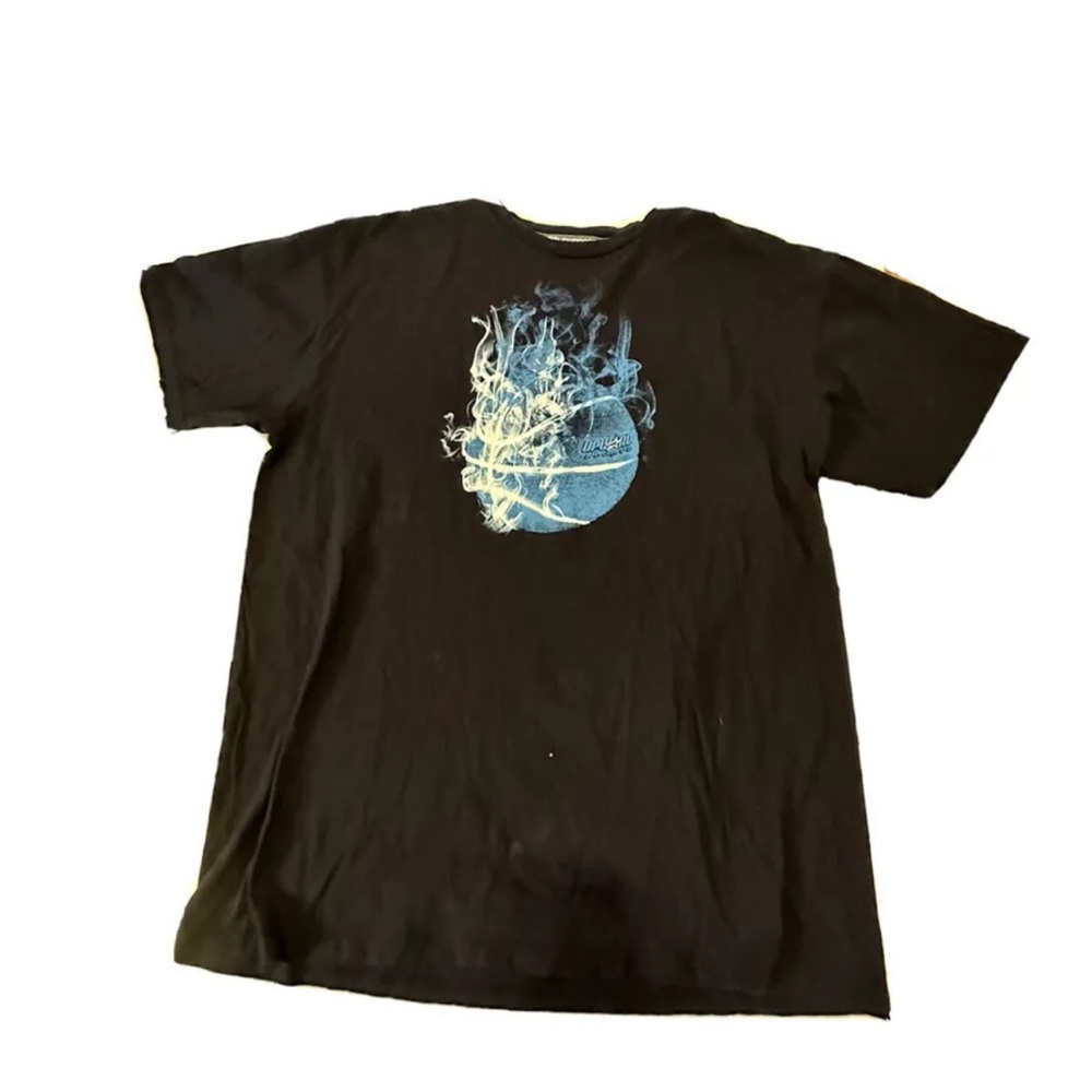 mens t-shirt , Baskett ball, vintage, blue and purple